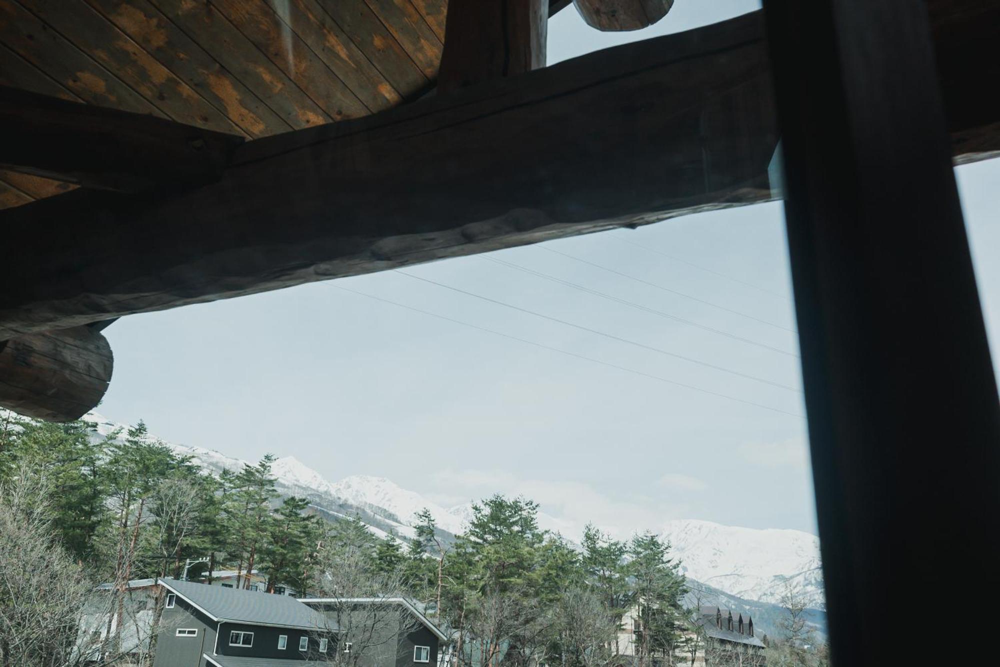 Hakuba Pension & Log Hotel Meteor Exterior photo